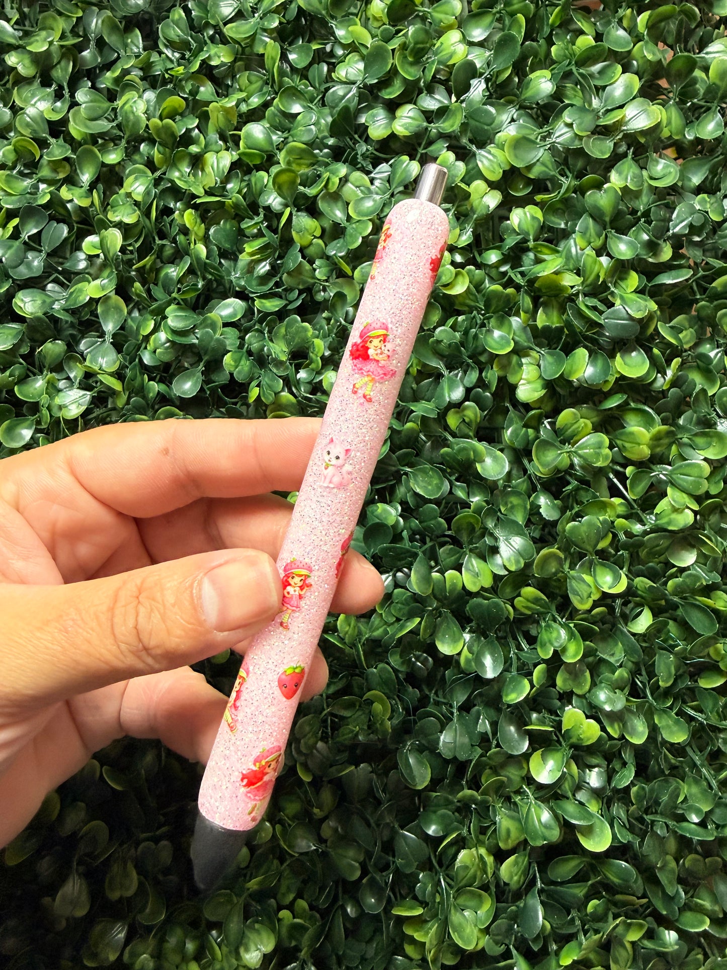 Strawberry Shortcake Glitter Pen
