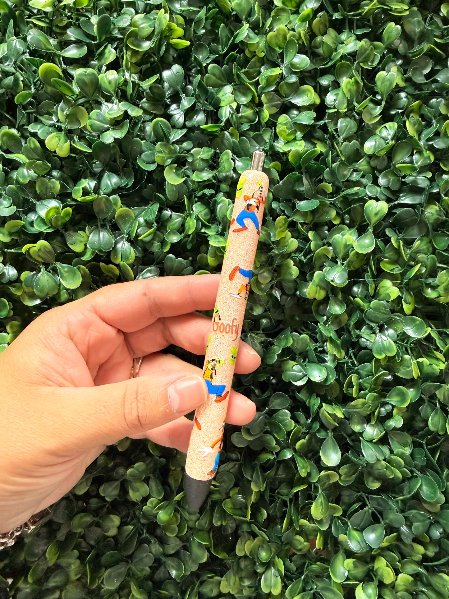 Goofy Glitter Pen