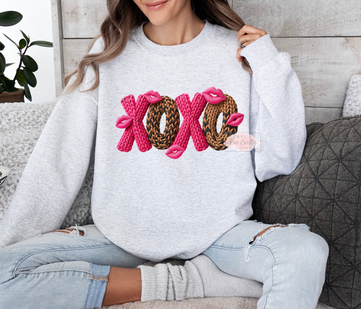 XoXo Lips Crew Neck Sweater
