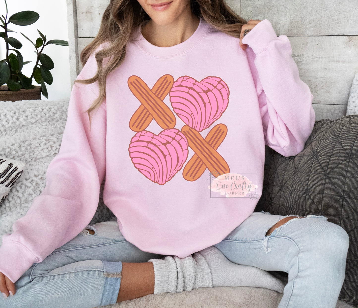 XO Concha Crew Neck Sweater