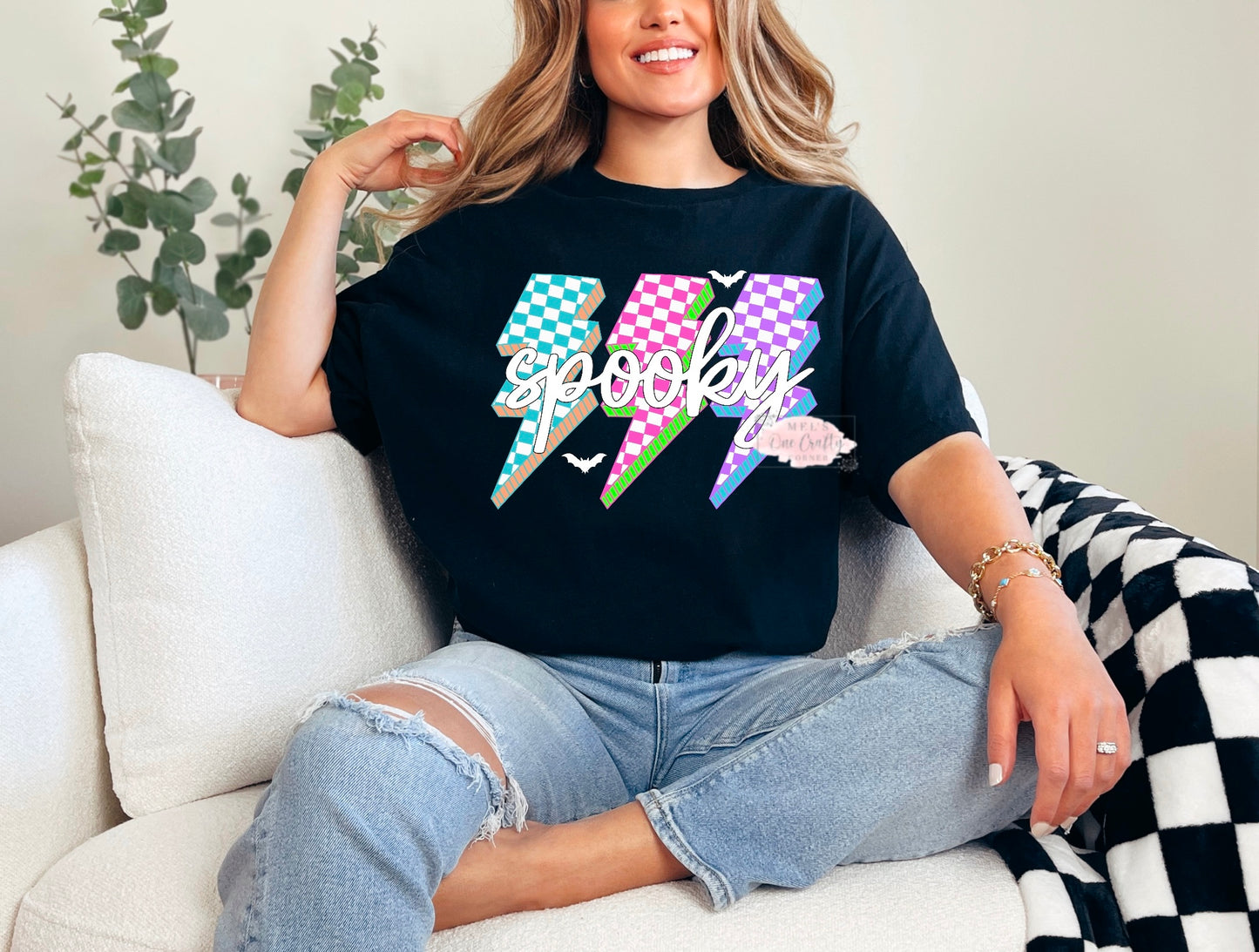 Unisex Glow in the Dark Spooky Thunderbolt Shirt